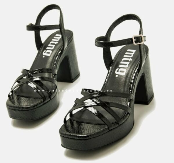 Sandalia negra Mustang 59609 - Imagen 4