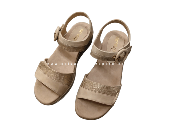 Sandalia amarpies ABZ28608 oro y beig - Imagen 3