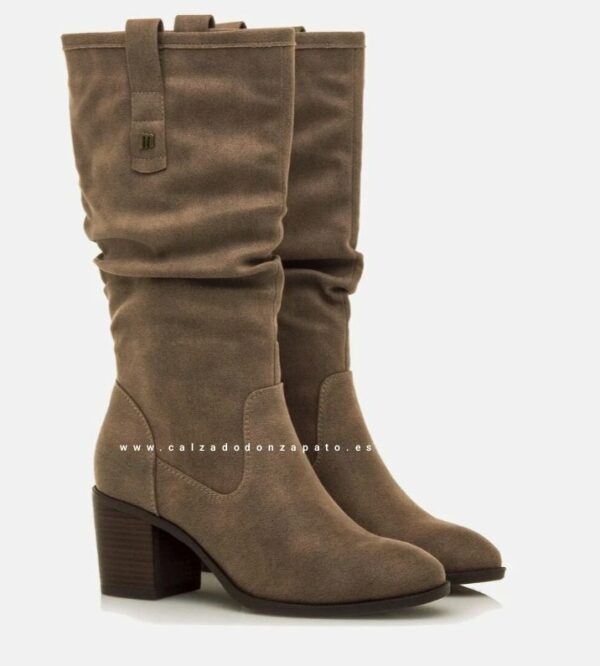 Bota mujer Mustang modelo 59357 taupe - Imagen 5