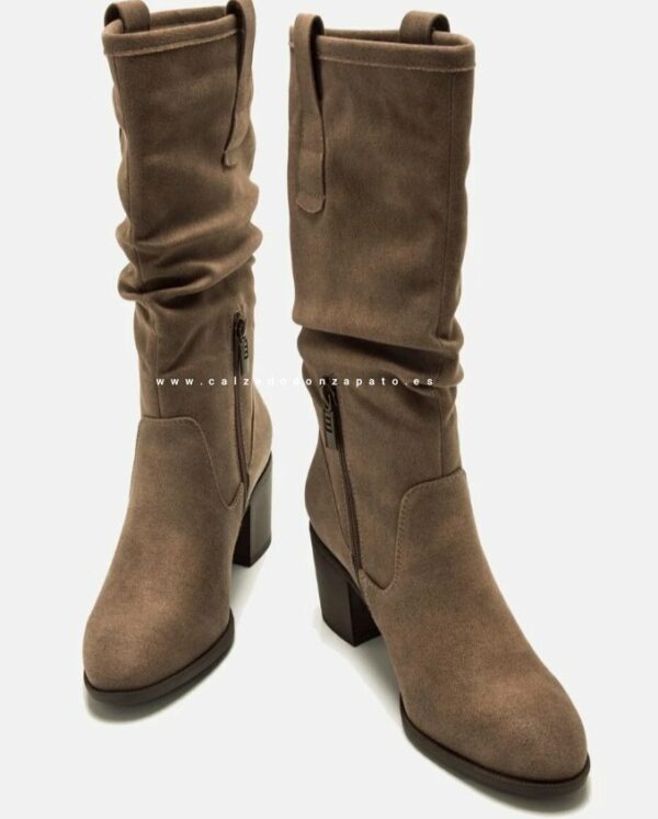 Bota mujer Mustang modelo 59357 taupe - Imagen 2