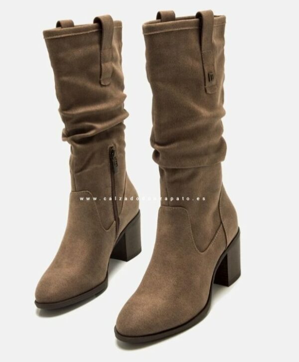 Bota mujer Mustang modelo 59357 taupe - Imagen 3