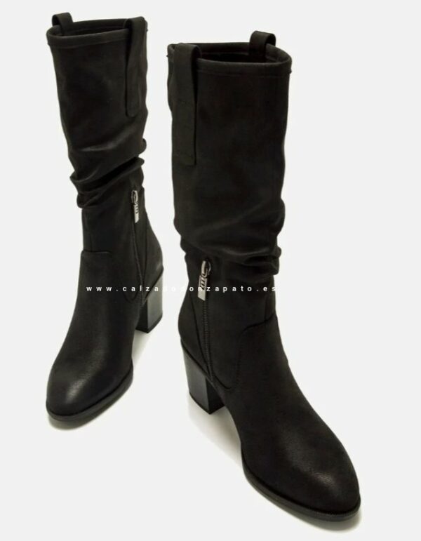 Bota Mustang negro modelo 59357 - Imagen 2