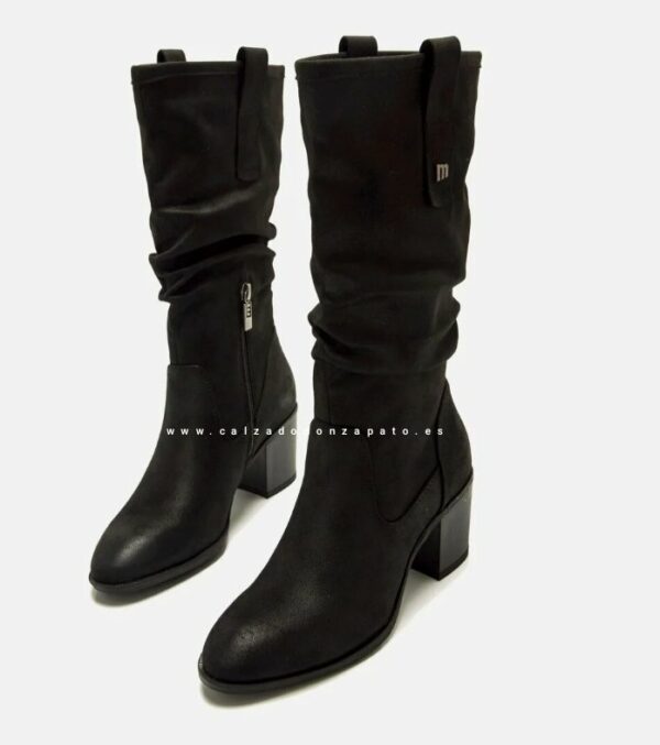 Bota Mustang negro modelo 59357